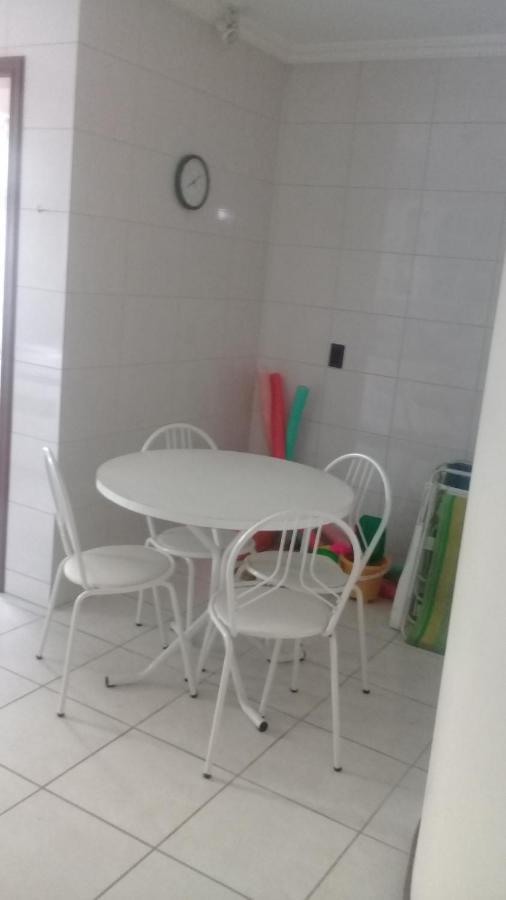 Apartamento De 2 Domitorios E 1 Garagem No Centro De Bombinhas 50 Metros Da Praia Na Avenida Principal Proximo Ao Shopping Punta Blu 외부 사진