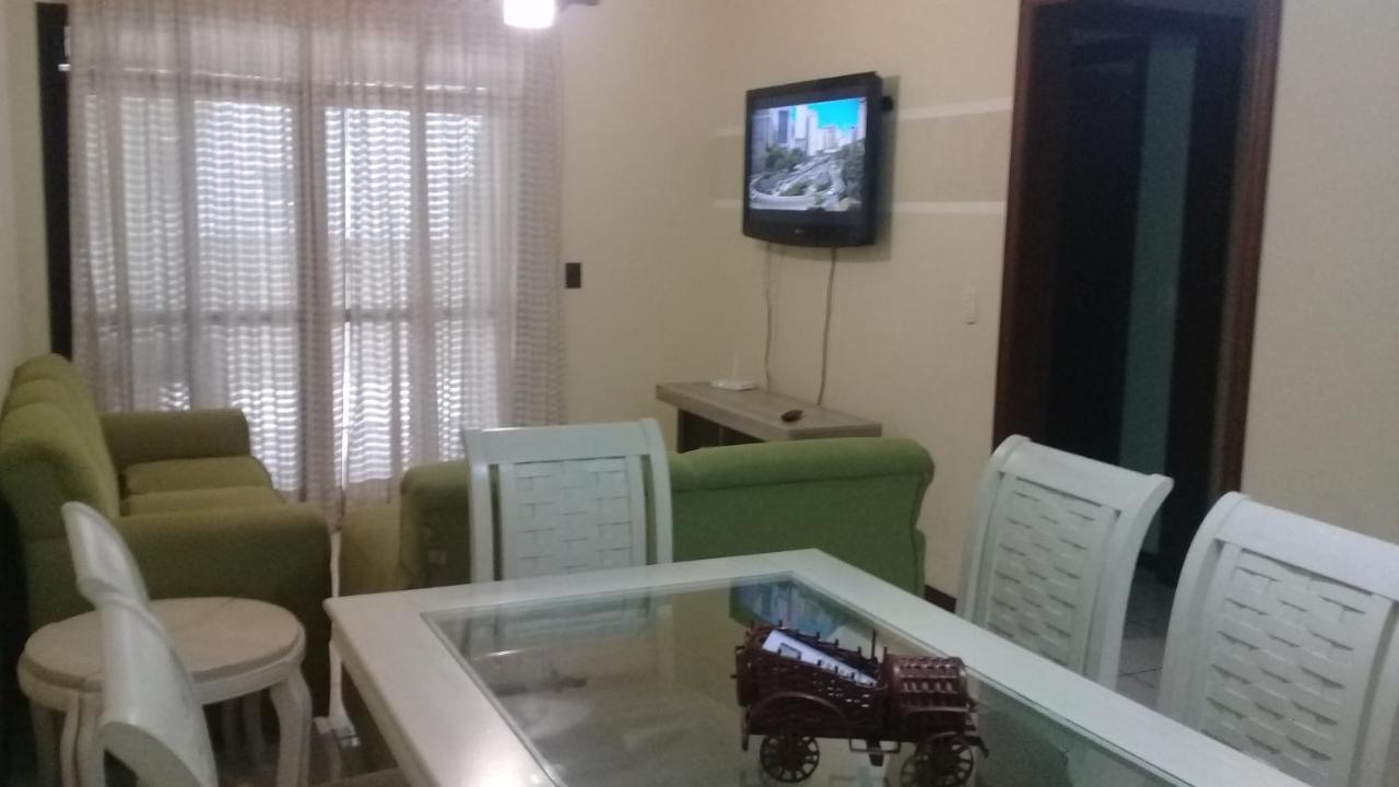 Apartamento De 2 Domitorios E 1 Garagem No Centro De Bombinhas 50 Metros Da Praia Na Avenida Principal Proximo Ao Shopping Punta Blu 외부 사진