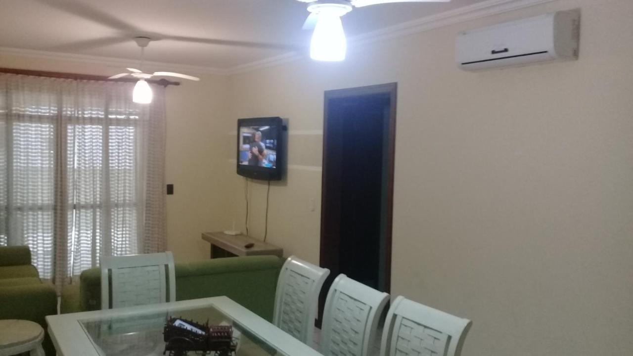 Apartamento De 2 Domitorios E 1 Garagem No Centro De Bombinhas 50 Metros Da Praia Na Avenida Principal Proximo Ao Shopping Punta Blu 외부 사진