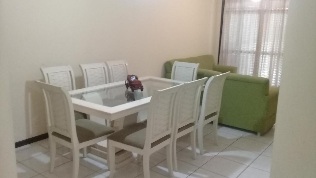Apartamento De 2 Domitorios E 1 Garagem No Centro De Bombinhas 50 Metros Da Praia Na Avenida Principal Proximo Ao Shopping Punta Blu 외부 사진